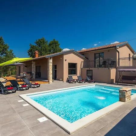 Vakantiehuis Gloria Pula