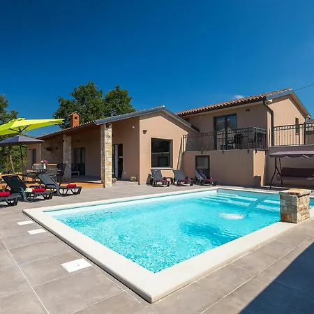 Gloria Holiday home Pula