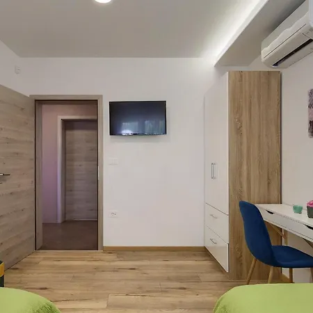 Gloria Holiday home *