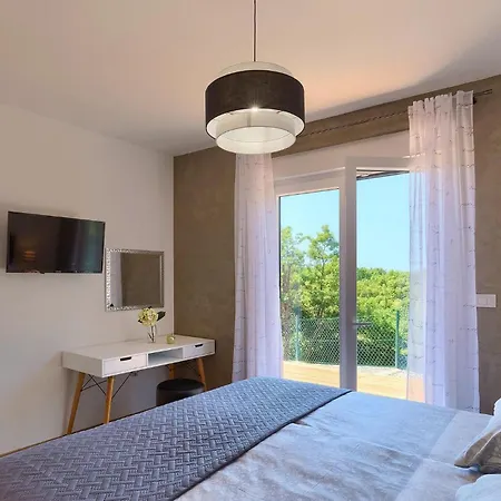 Gloria Holiday home