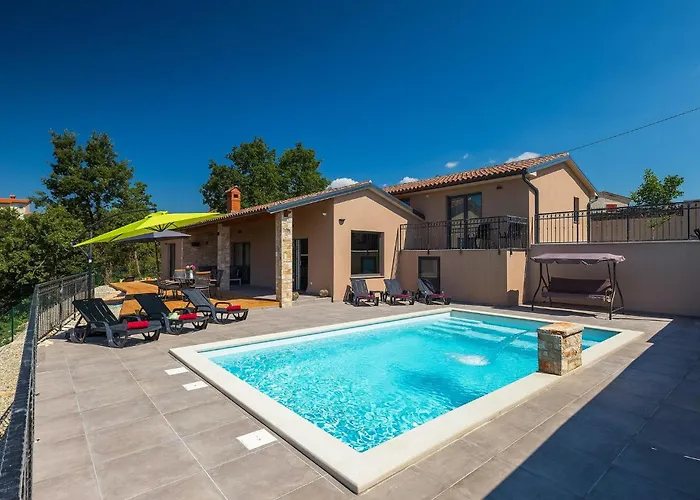 Vikendica Gloria Pula